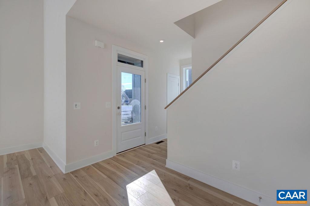 22C WARDELL CREST, CHARLOTTESVILLE, Virginia 22902, 3 Bedrooms Bedrooms, ,2 BathroomsBathrooms,Residential,For sale,22C WARDELL CREST,669624 MLS # 669624
