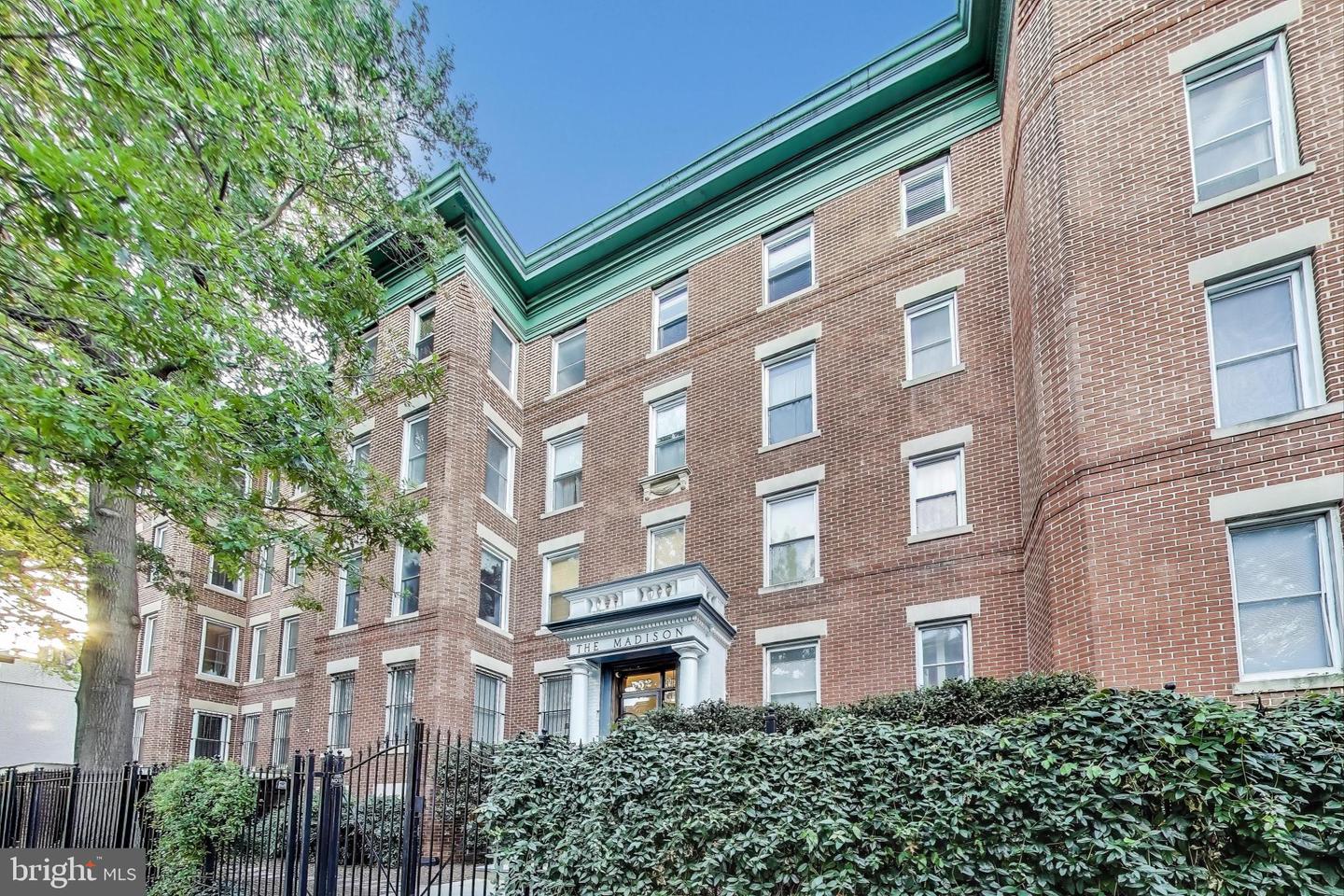 52 QUINCY PL NW #304, WASHINGTON, District Of Columbia 20001, 2 Bedrooms Bedrooms, ,1 BathroomBathrooms,Residential,For sale,52 QUINCY PL NW #304,DCDC2225268 MLS # DCDC2225268