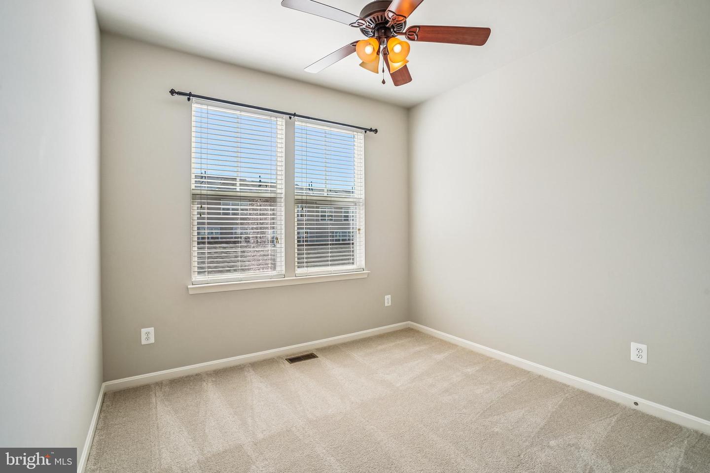 9096 RIBBON FALLS LOOP, BRISTOW, Virginia 20136, 3 Bedrooms Bedrooms, ,2 BathroomsBathrooms,Residential,For sale,9096 RIBBON FALLS LOOP,VAPW2105314 MLS # VAPW2105314