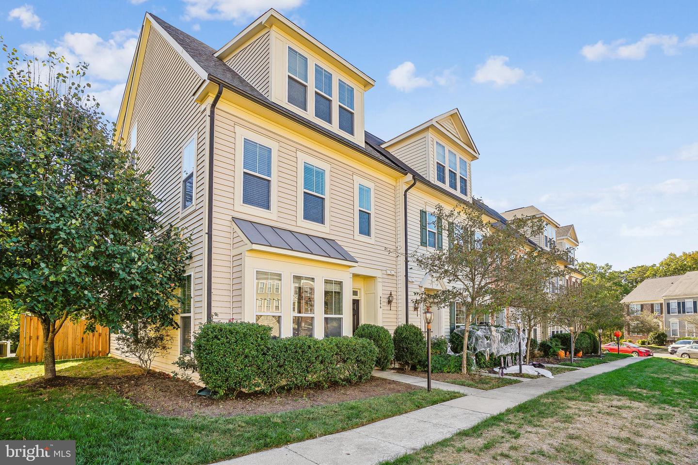 9096 RIBBON FALLS LOOP, BRISTOW, Virginia 20136, 3 Bedrooms Bedrooms, ,2 BathroomsBathrooms,Residential,For sale,9096 RIBBON FALLS LOOP,VAPW2105314 MLS # VAPW2105314