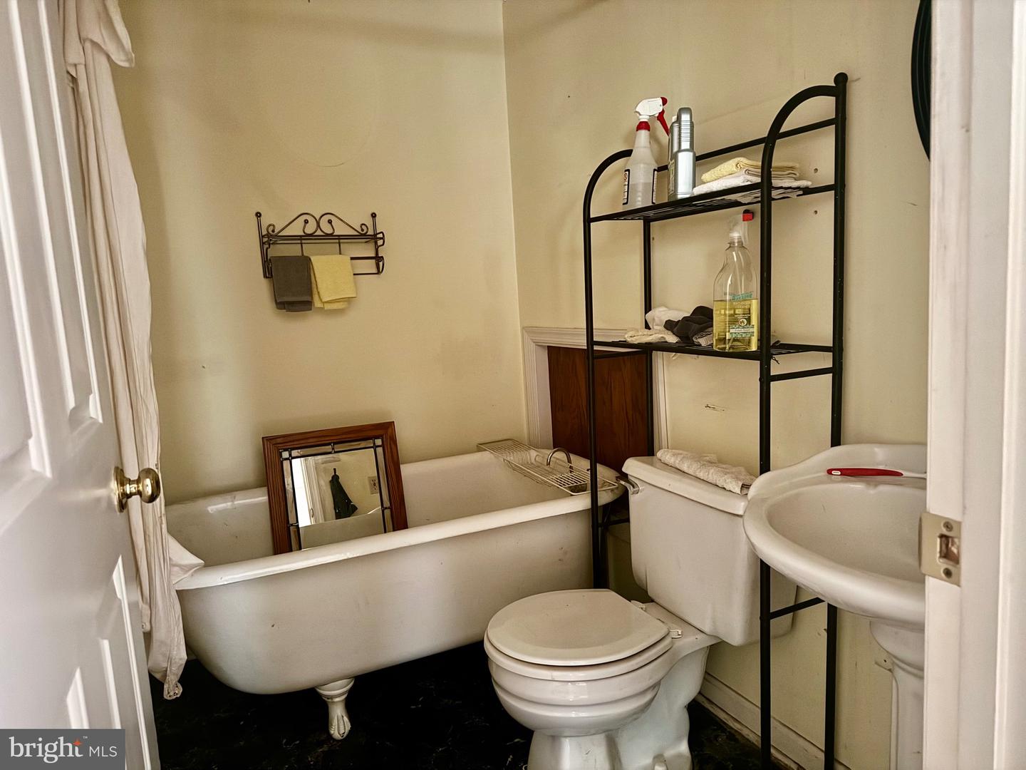 112 STAR FORT DR, WINCHESTER, Virginia 22601, 3 Bedrooms Bedrooms, ,2 BathroomsBathrooms,Residential,For sale,112 STAR FORT DR,VAFV2037188 MLS # VAFV2037188 112 STAR FORT DR, WINCHESTER, Virginia 22601, 3 Bedrooms Bedrooms, ,2 BathroomsBathrooms,Residential,For sale,112 STAR FORT DR,VAFV2037188 MLS # VAFV2037188