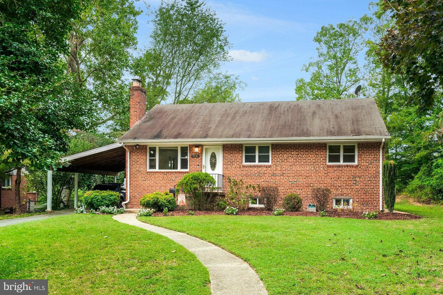3540 EWELL ST, ANNANDALE, Virginia 22003, 5 Bedrooms Bedrooms, 7 Rooms Rooms,2 BathroomsBathrooms,Residential,For sale,3540 EWELL ST,VAFX2272356 MLS # VAFX2272356