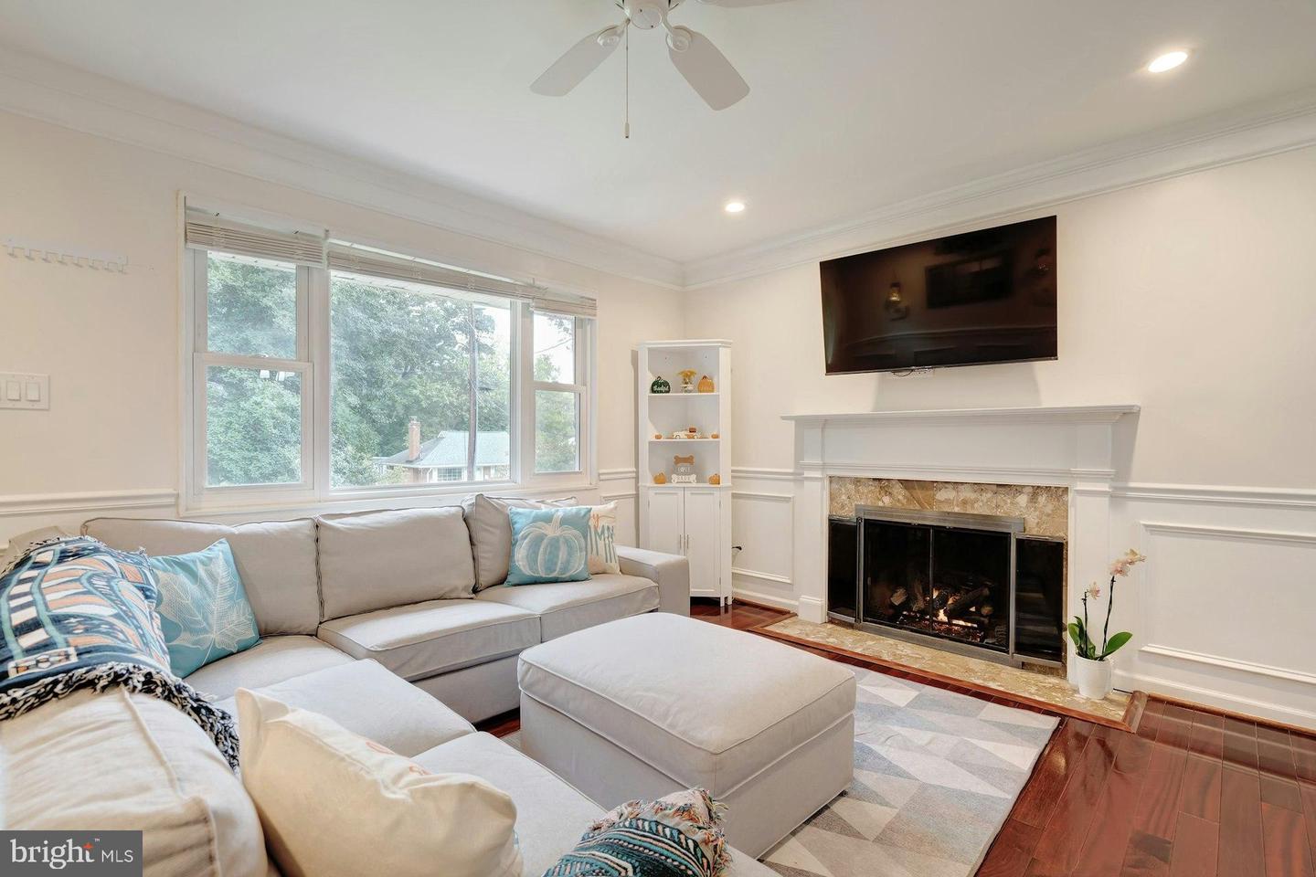 3540 EWELL ST, ANNANDALE, Virginia 22003, 5 Bedrooms Bedrooms, 7 Rooms Rooms,2 BathroomsBathrooms,Residential,For sale,3540 EWELL ST,VAFX2272356 MLS # VAFX2272356