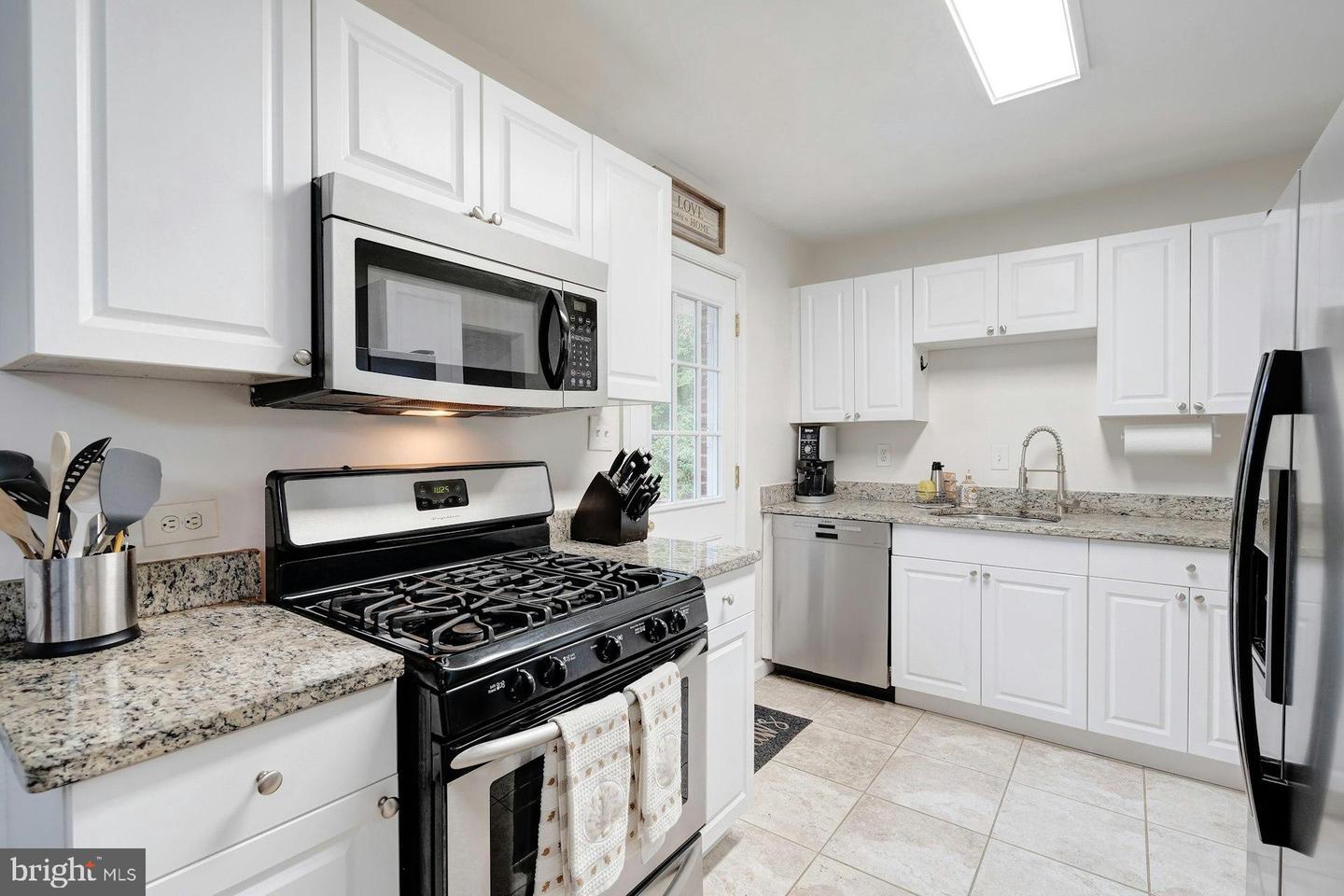 3540 EWELL ST, ANNANDALE, Virginia 22003, 5 Bedrooms Bedrooms, 7 Rooms Rooms,2 BathroomsBathrooms,Residential,For sale,3540 EWELL ST,VAFX2272356 MLS # VAFX2272356