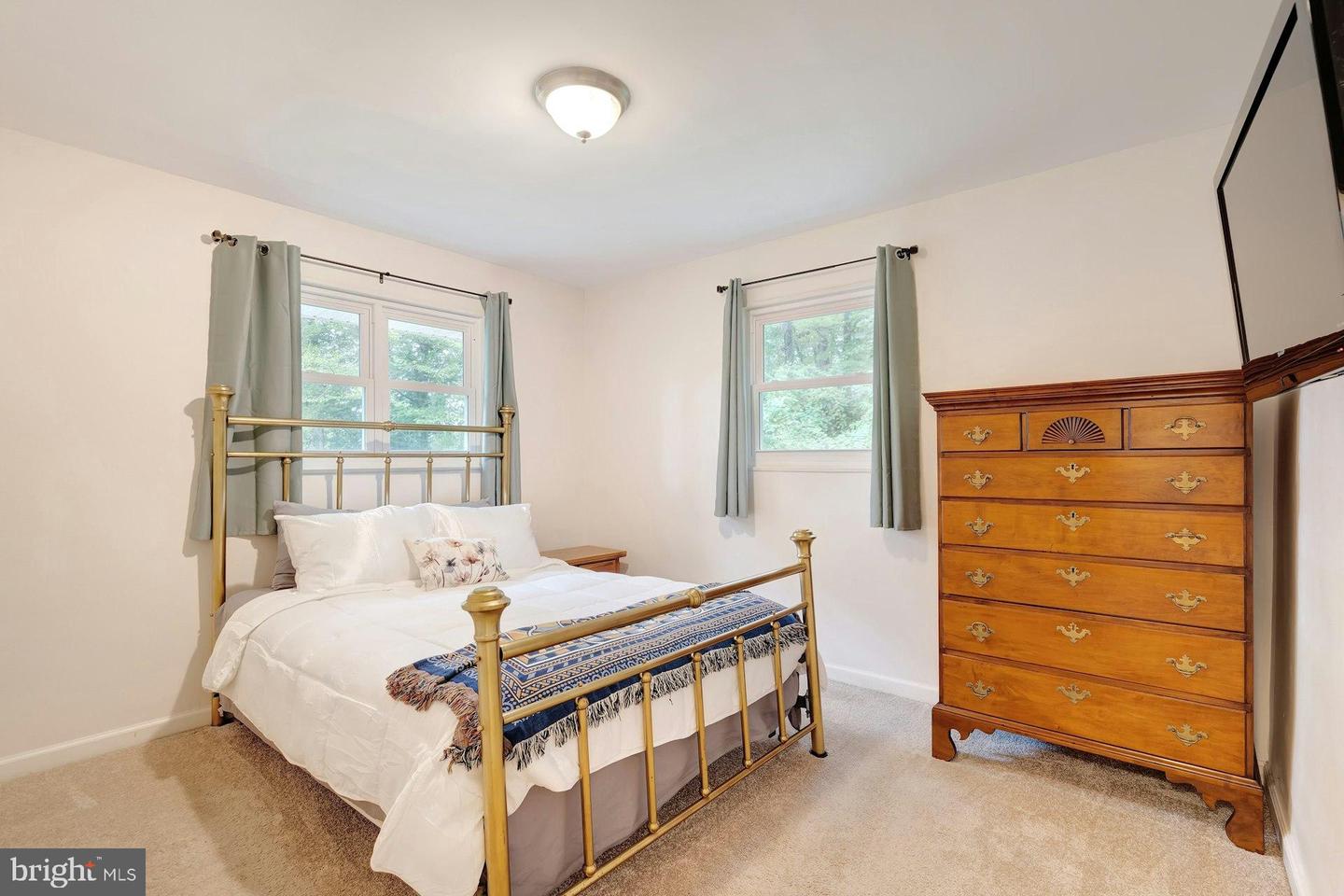 3540 EWELL ST, ANNANDALE, Virginia 22003, 5 Bedrooms Bedrooms, 7 Rooms Rooms,2 BathroomsBathrooms,Residential,For sale,3540 EWELL ST,VAFX2272356 MLS # VAFX2272356