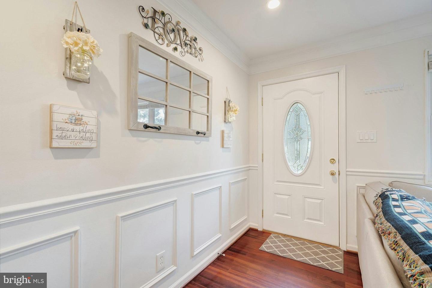 3540 EWELL ST, ANNANDALE, Virginia 22003, 5 Bedrooms Bedrooms, 7 Rooms Rooms,2 BathroomsBathrooms,Residential,For sale,3540 EWELL ST,VAFX2272356 MLS # VAFX2272356