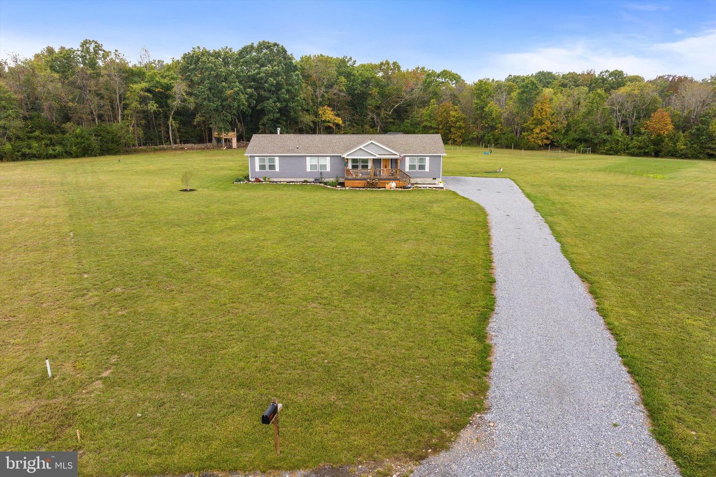 7669 FIFE LN, PORT REPUBLIC, Virginia 24471, 3 Bedrooms Bedrooms, ,2 BathroomsBathrooms,Residential,For sale,7669 FIFE LN,VARO2002628 MLS # VARO2002628