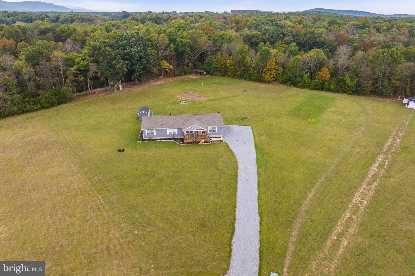 7669 FIFE LN, PORT REPUBLIC, Virginia 24471, 3 Bedrooms Bedrooms, 7 Rooms Rooms,2 BathroomsBathrooms,Residential,For sale,7669 FIFE LN,VARO2002628 MLS # VARO2002628