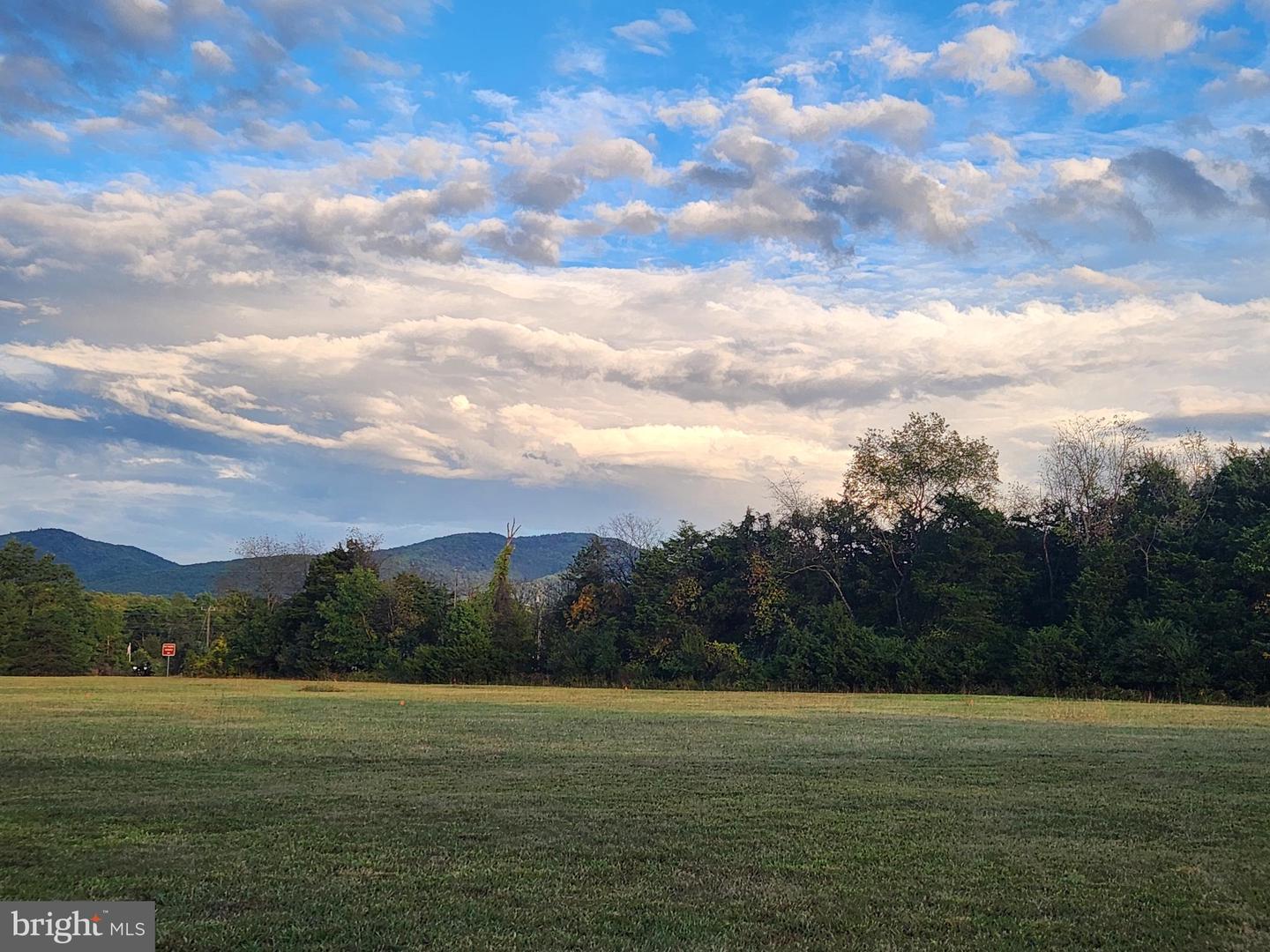 7669 FIFE LN, PORT REPUBLIC, Virginia 24471, 3 Bedrooms Bedrooms, 7 Rooms Rooms,2 BathroomsBathrooms,Residential,For sale,7669 FIFE LN,VARO2002628 MLS # VARO2002628