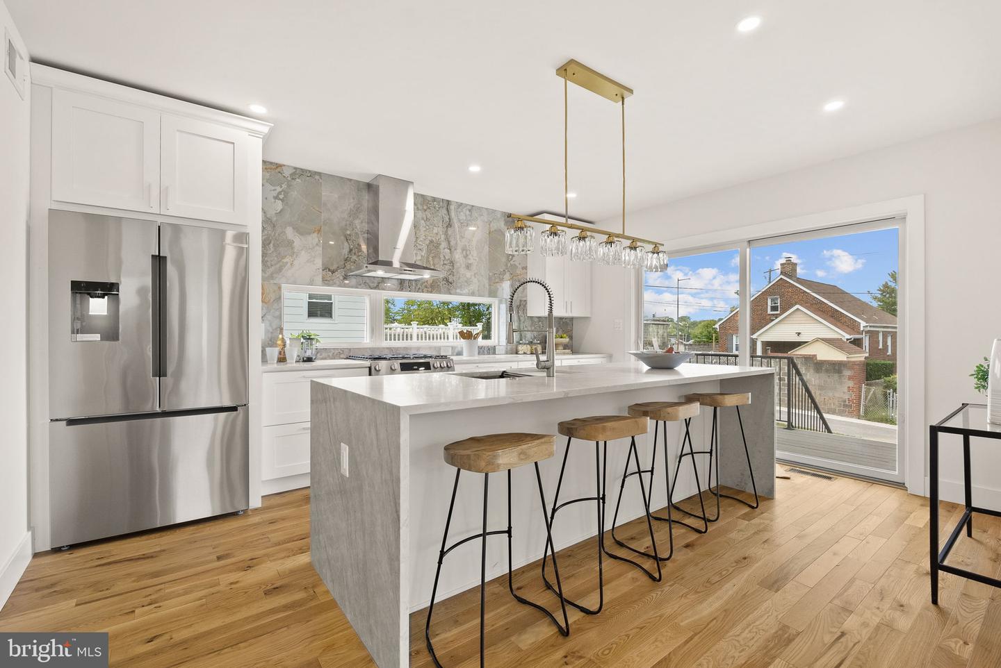 2118 RAND PL NE, WASHINGTON, District Of Columbia 20002, 5 Bedrooms Bedrooms, ,4 BathroomsBathrooms,Residential,For sale,2118 RAND PL NE,DCDC2225354 MLS # DCDC2225354