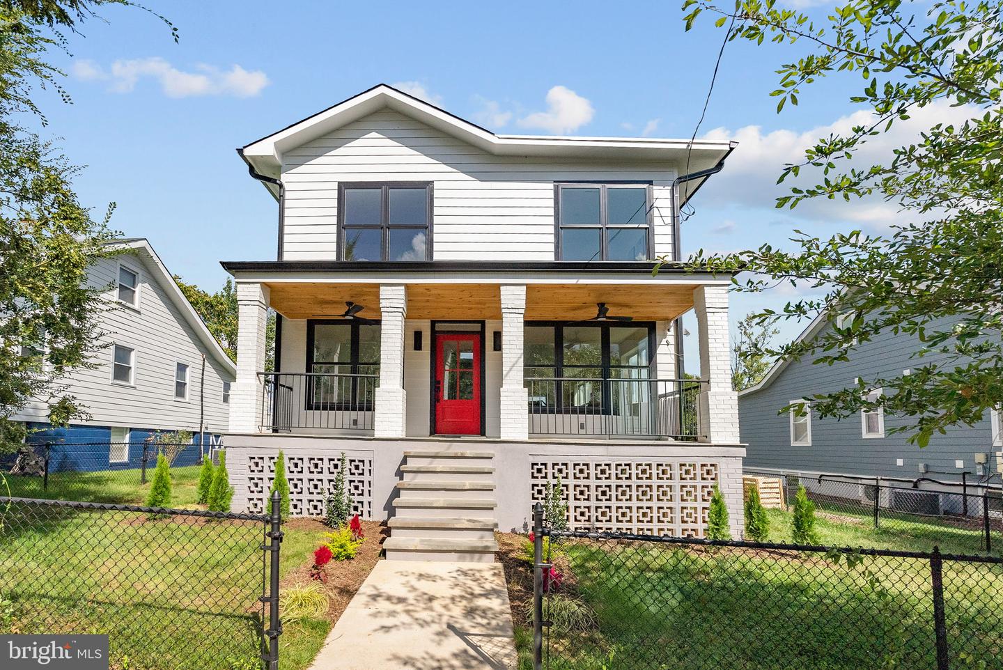2118 RAND PL NE, WASHINGTON, District Of Columbia 20002, 5 Bedrooms Bedrooms, ,4 BathroomsBathrooms,Residential,For sale,2118 RAND PL NE,DCDC2225354 MLS # DCDC2225354