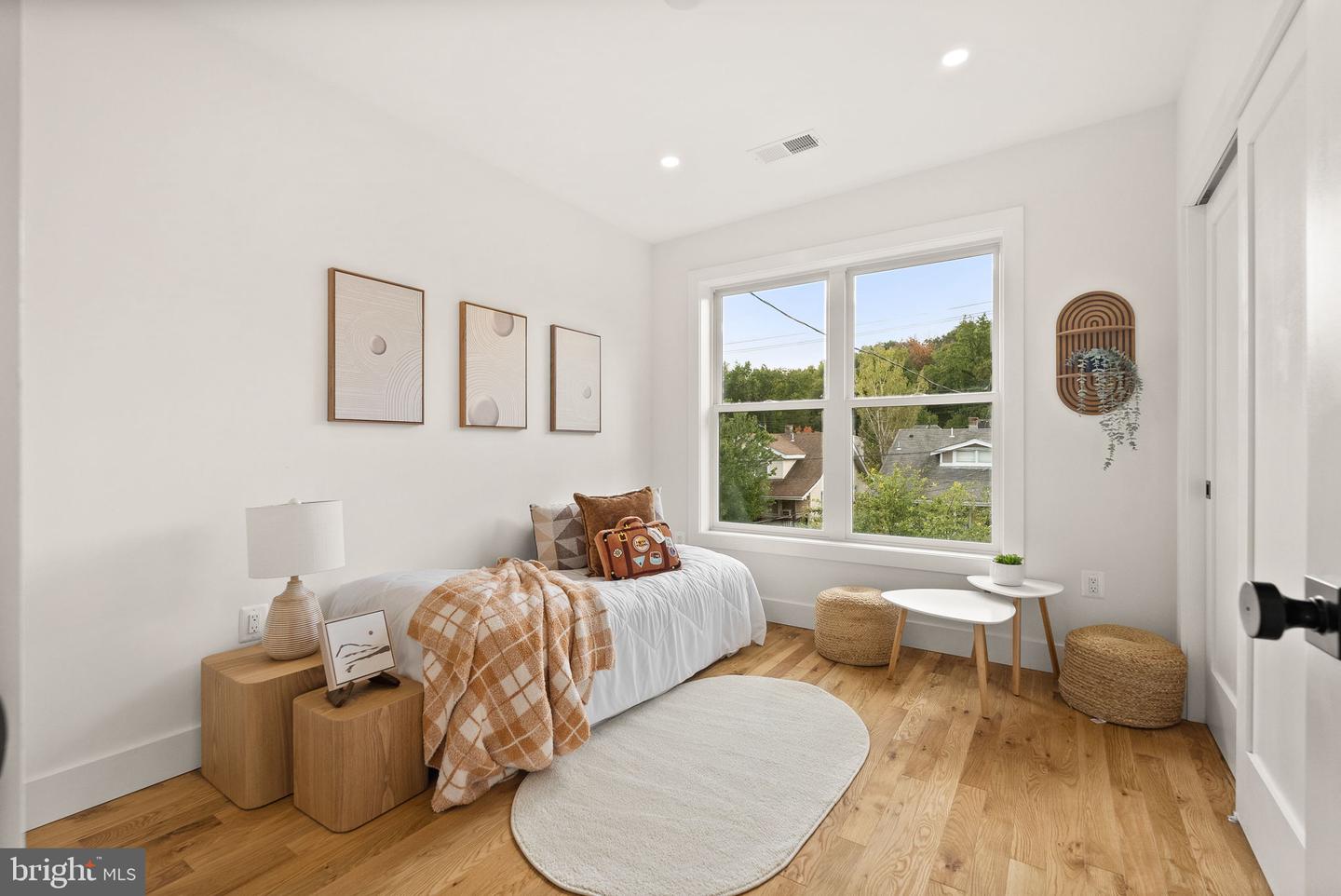 2118 RAND PL NE, WASHINGTON, District Of Columbia 20002, 5 Bedrooms Bedrooms, ,4 BathroomsBathrooms,Residential,For sale,2118 RAND PL NE,DCDC2225354 MLS # DCDC2225354