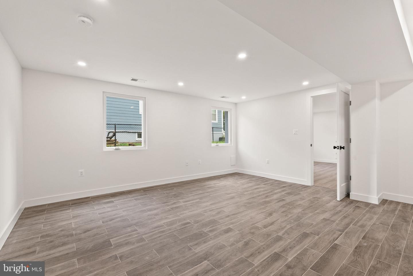 2118 RAND PL NE, WASHINGTON, District Of Columbia 20002, 5 Bedrooms Bedrooms, ,4 BathroomsBathrooms,Residential,For sale,2118 RAND PL NE,DCDC2225354 MLS # DCDC2225354