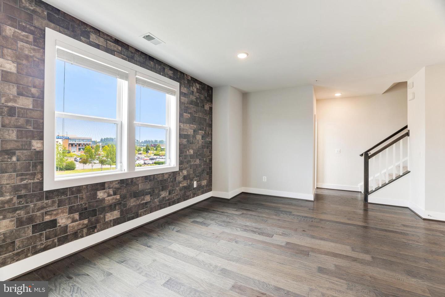 44750 TIVERTON SQ, ASHBURN, Virginia 20147, 3 Bedrooms Bedrooms, ,2 BathroomsBathrooms,Residential,For sale,44750 TIVERTON SQ,VALO2108182 MLS # VALO2108182