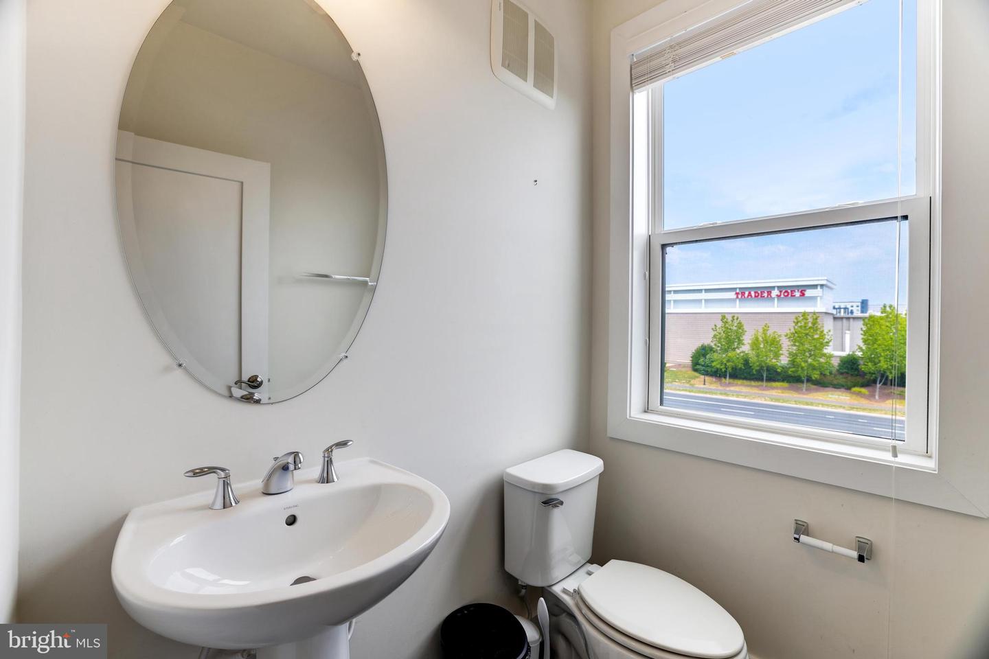 44750 TIVERTON SQ, ASHBURN, Virginia 20147, 3 Bedrooms Bedrooms, ,2 BathroomsBathrooms,Residential,For sale,44750 TIVERTON SQ,VALO2108182 MLS # VALO2108182