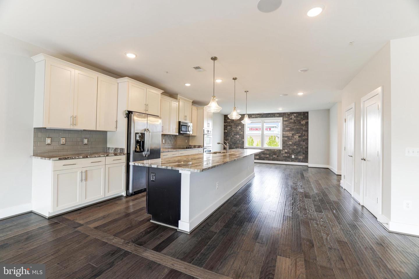 44750 TIVERTON SQ, ASHBURN, Virginia 20147, 3 Bedrooms Bedrooms, ,2 BathroomsBathrooms,Residential,For sale,44750 TIVERTON SQ,VALO2108182 MLS # VALO2108182