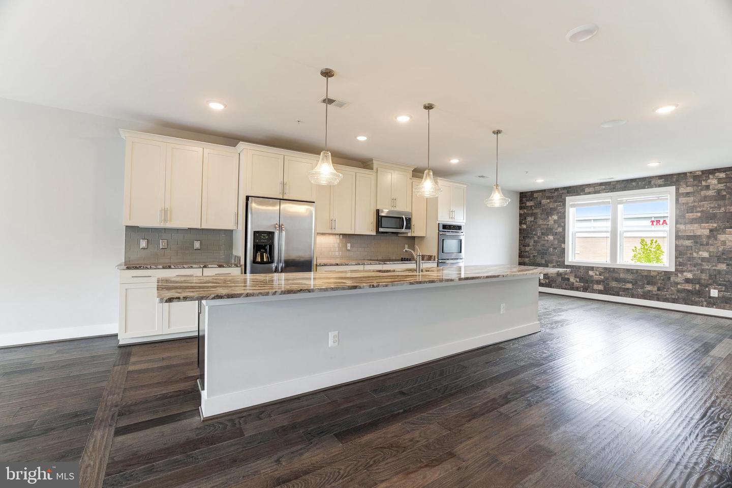 44750 TIVERTON SQ, ASHBURN, Virginia 20147, 3 Bedrooms Bedrooms, ,2 BathroomsBathrooms,Residential,For sale,44750 TIVERTON SQ,VALO2108182 MLS # VALO2108182