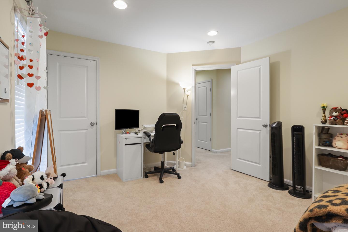 12041 LAKE DORIAN DR, BRISTOW, Virginia 20136, 4 Bedrooms Bedrooms, ,3 BathroomsBathrooms,Residential,For sale,12041 LAKE DORIAN DR,VAPW2105348 MLS # VAPW2105348
