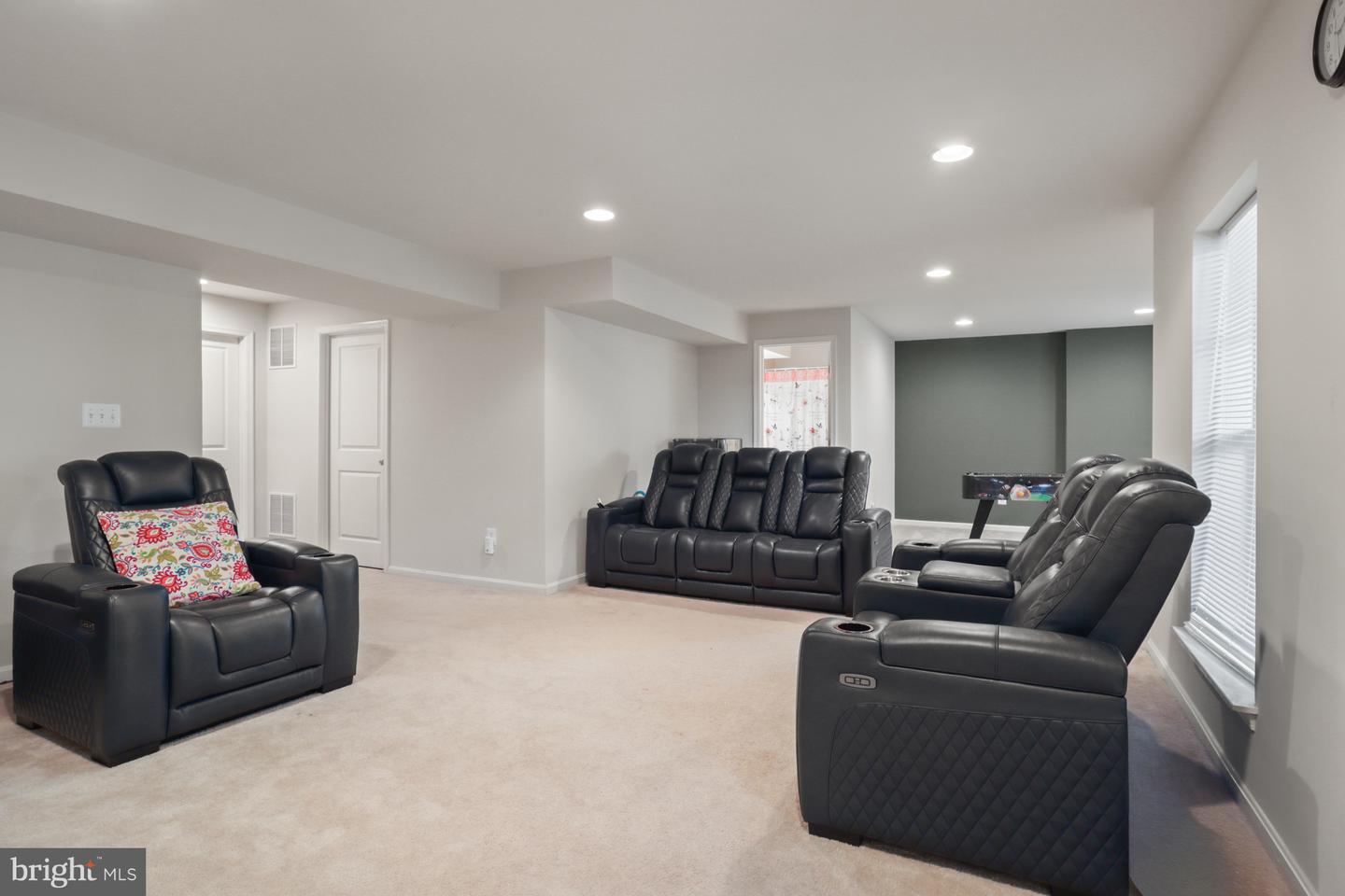 12041 LAKE DORIAN DR, BRISTOW, Virginia 20136, 4 Bedrooms Bedrooms, ,3 BathroomsBathrooms,Residential,For sale,12041 LAKE DORIAN DR,VAPW2105348 MLS # VAPW2105348