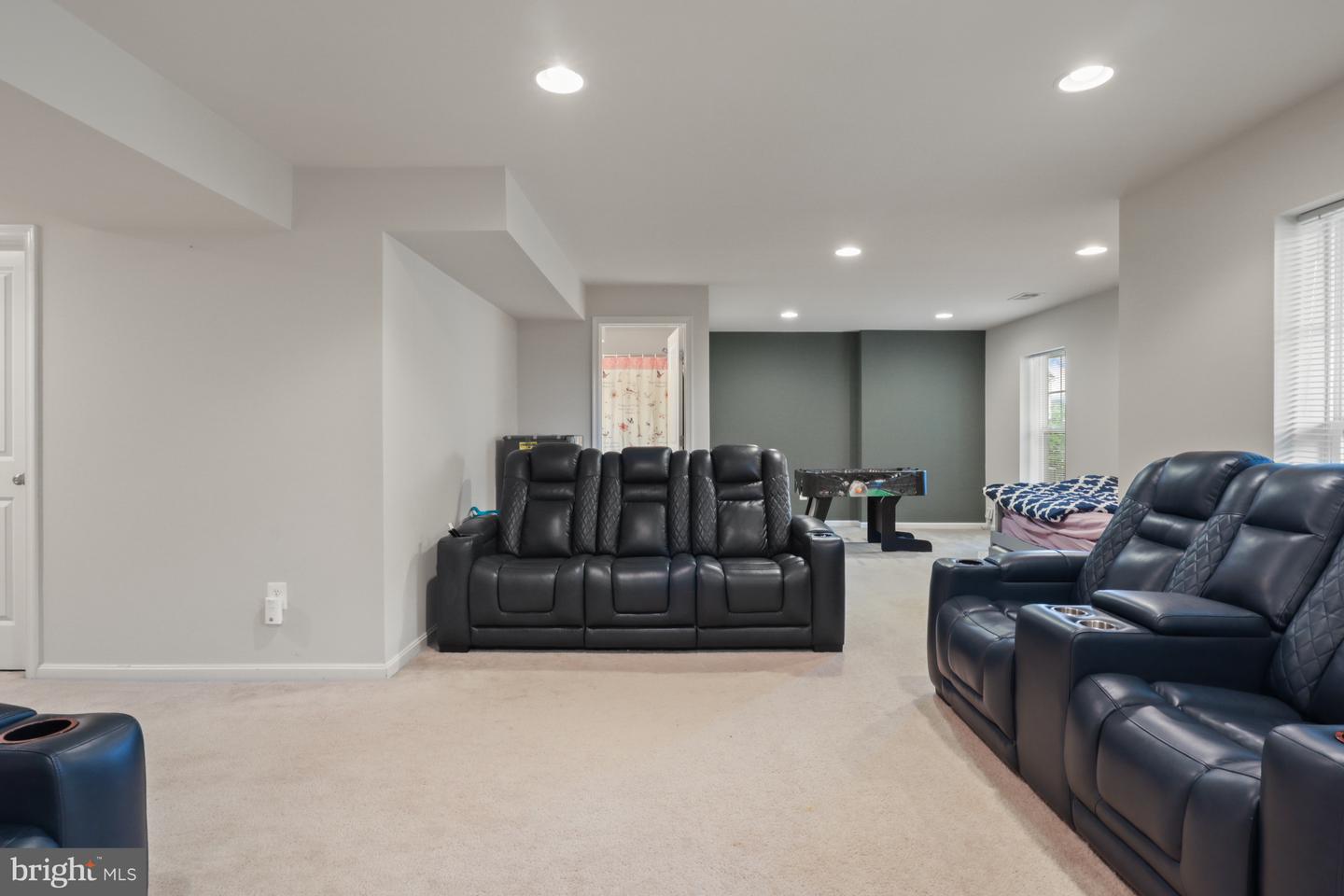 12041 LAKE DORIAN DR, BRISTOW, Virginia 20136, 4 Bedrooms Bedrooms, ,3 BathroomsBathrooms,Residential,For sale,12041 LAKE DORIAN DR,VAPW2105348 MLS # VAPW2105348