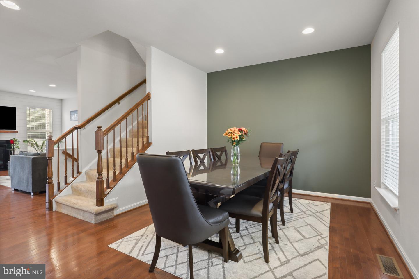 12041 LAKE DORIAN DR, BRISTOW, Virginia 20136, 4 Bedrooms Bedrooms, ,3 BathroomsBathrooms,Residential,For sale,12041 LAKE DORIAN DR,VAPW2105348 MLS # VAPW2105348