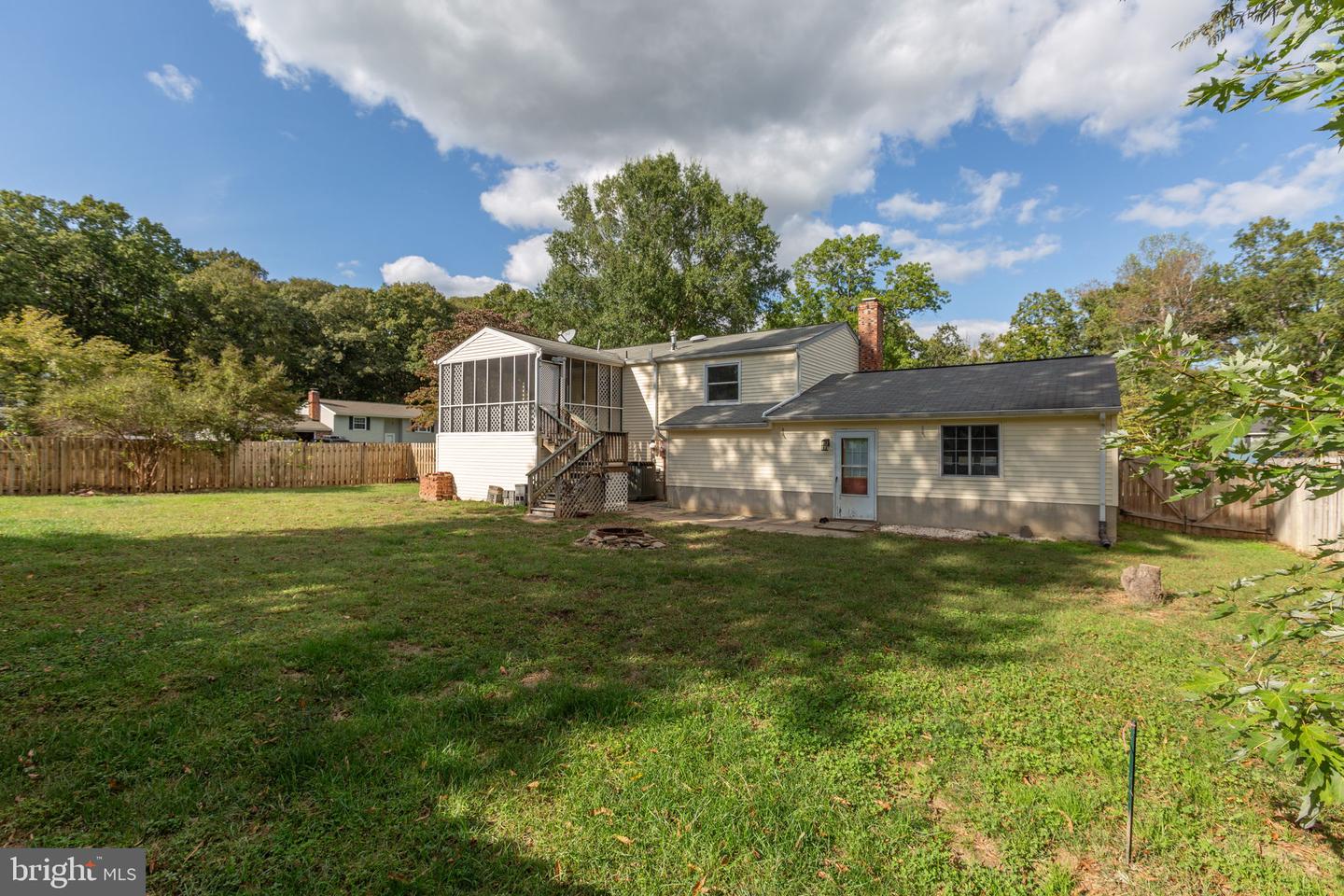 5528 TALLOW ST, FREDERICKSBURG, Virginia 22407, 3 Bedrooms Bedrooms, ,2 BathroomsBathrooms,Residential,For sale,5528 TALLOW ST,VASP2036674 MLS # VASP2036674