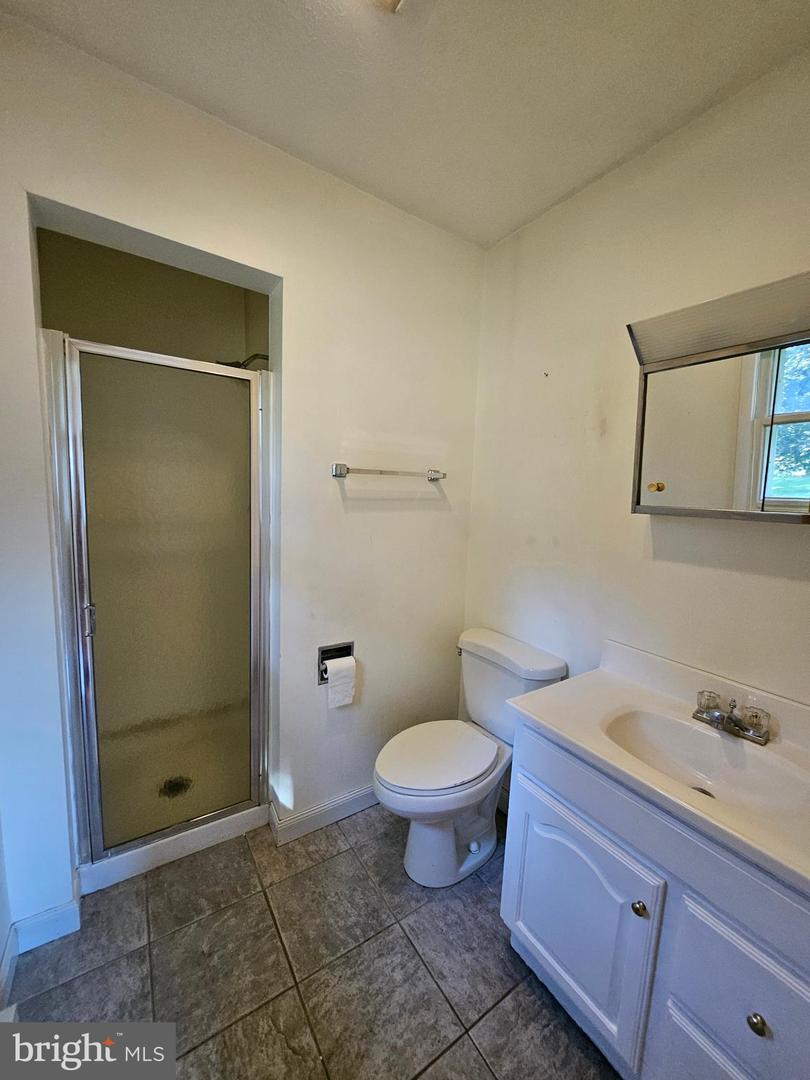 341 WOOD AVE, WINCHESTER, Virginia 22601, 3 Bedrooms Bedrooms, ,2 BathroomsBathrooms,Residential,For sale,341 WOOD AVE,VAWI2009188 MLS # VAWI2009188