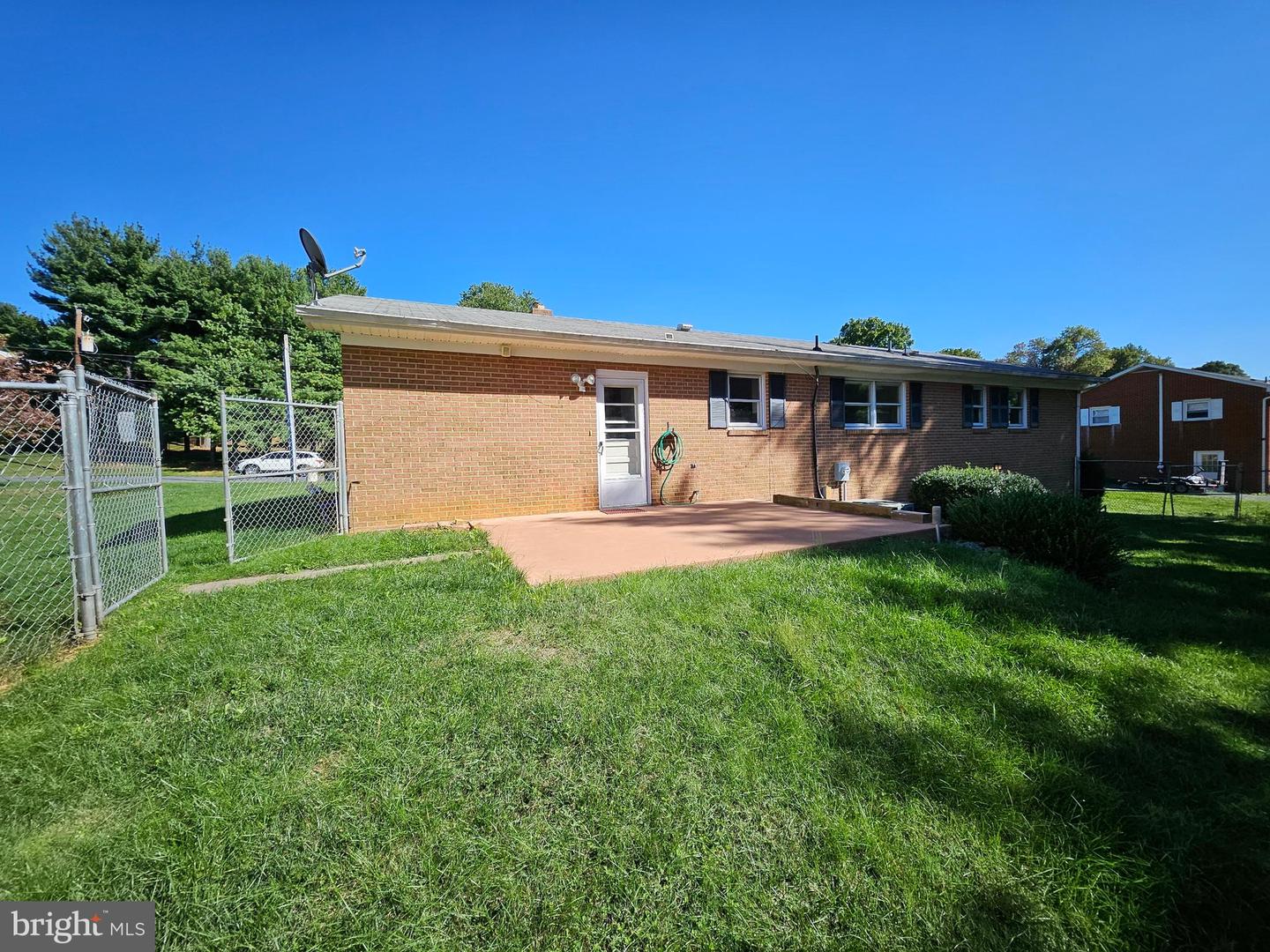 341 WOOD AVE, WINCHESTER, Virginia 22601, 3 Bedrooms Bedrooms, ,2 BathroomsBathrooms,Residential,For sale,341 WOOD AVE,VAWI2009188 MLS # VAWI2009188