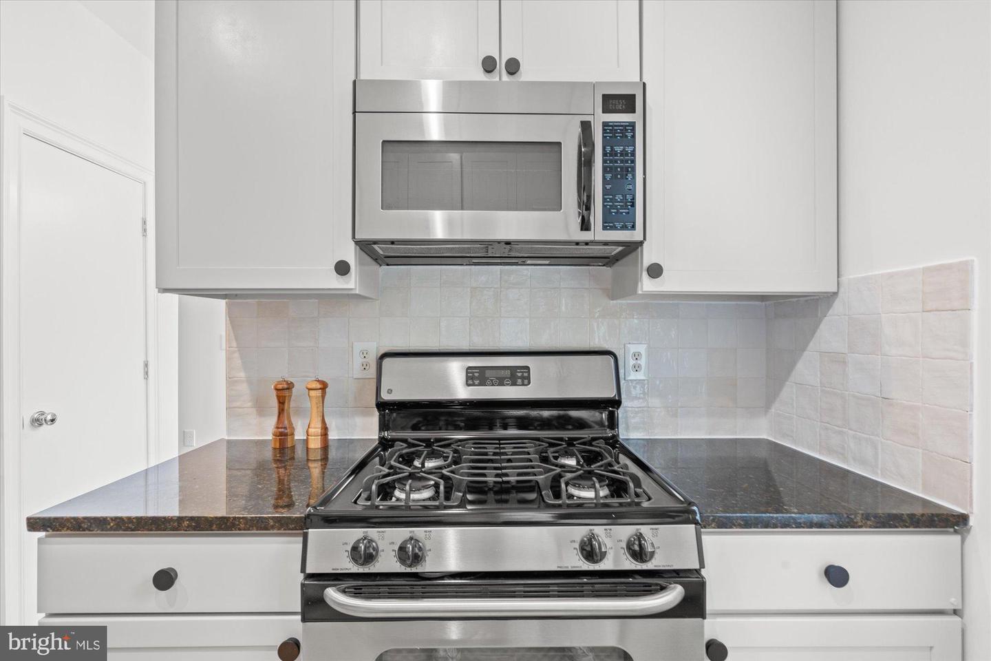 2145 N STREET NW #3, WASHINGTON, District Of Columbia 20037, 2 Bedrooms Bedrooms, 9 Rooms Rooms,2 BathroomsBathrooms,Residential,For sale,2145 N STREET NW #3,DCDC2225444 MLS # DCDC2225444