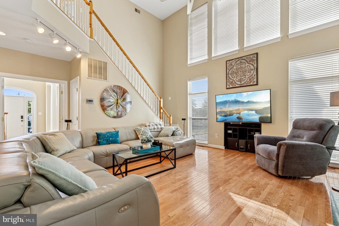 21085 CARTHAGENA CT, ASHBURN, Virginia 20147, 5 Bedrooms Bedrooms, ,3 BathroomsBathrooms,Residential,For sale,21085 CARTHAGENA CT,VALO2108228 MLS # VALO2108228