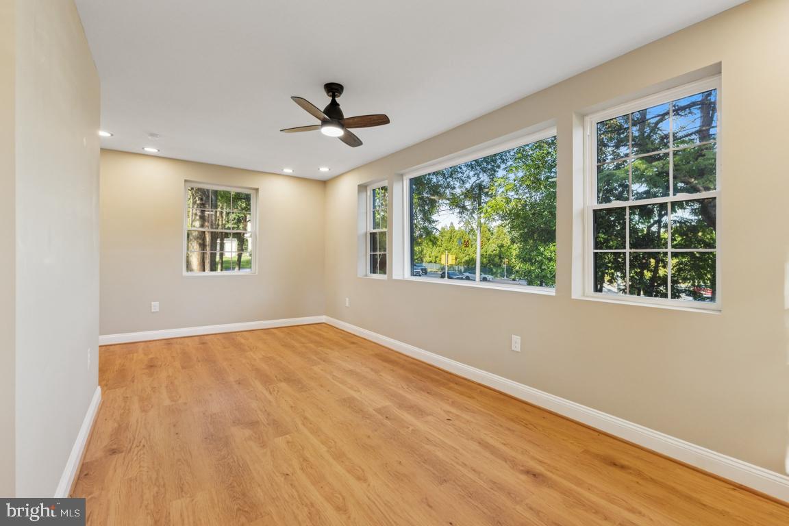 1901 BELLE HAVEN RD, ALEXANDRIA, Virginia 22307, 5 Bedrooms Bedrooms, ,3 BathroomsBathrooms,Residential,For sale,1901 BELLE HAVEN RD,VAFX2272718 MLS # VAFX2272718