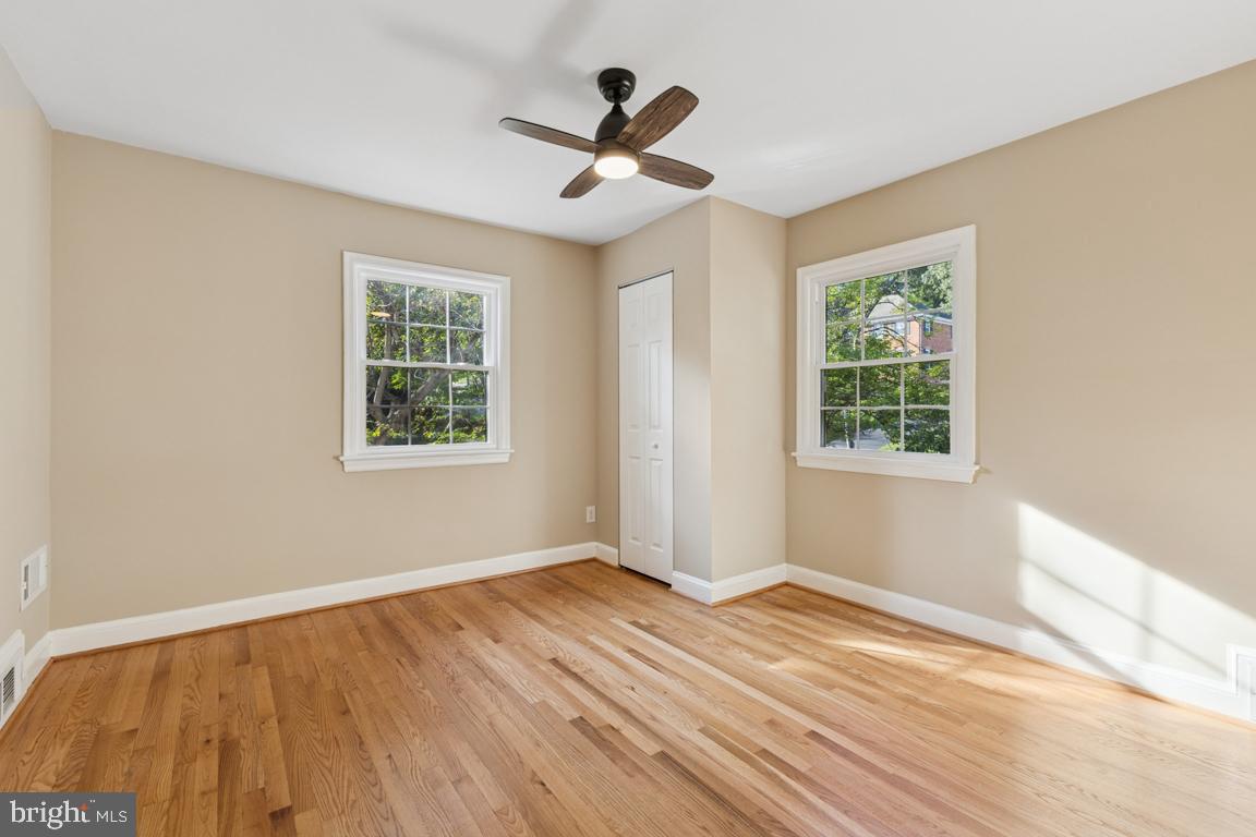 1901 BELLE HAVEN RD, ALEXANDRIA, Virginia 22307, 5 Bedrooms Bedrooms, ,3 BathroomsBathrooms,Residential,For sale,1901 BELLE HAVEN RD,VAFX2272718 MLS # VAFX2272718