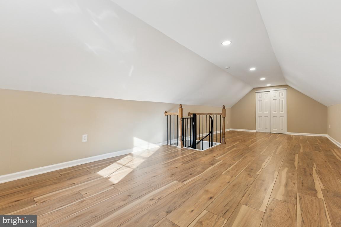 1901 BELLE HAVEN RD, ALEXANDRIA, Virginia 22307, 5 Bedrooms Bedrooms, ,3 BathroomsBathrooms,Residential,For sale,1901 BELLE HAVEN RD,VAFX2272718 MLS # VAFX2272718