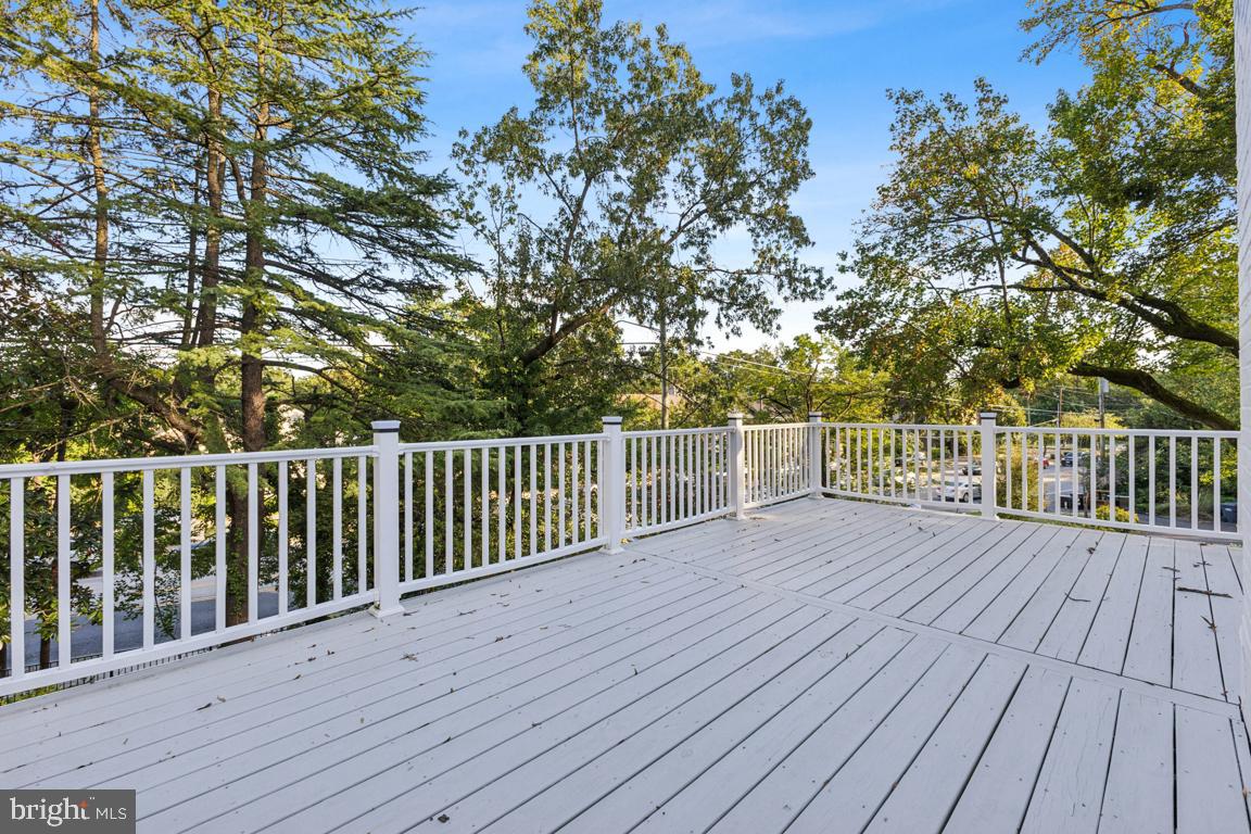 1901 BELLE HAVEN RD, ALEXANDRIA, Virginia 22307, 5 Bedrooms Bedrooms, ,3 BathroomsBathrooms,Residential,For sale,1901 BELLE HAVEN RD,VAFX2272718 MLS # VAFX2272718
