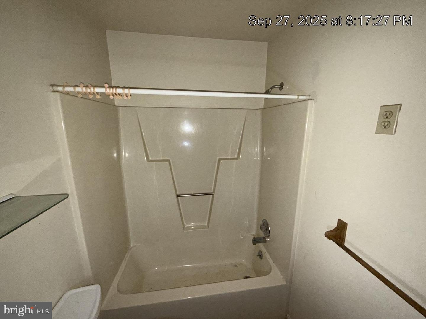 537 BUTTERNUT DR, FREDERICKSBURG, Virginia 22408, 3 Bedrooms Bedrooms, 7 Rooms Rooms,2 BathroomsBathrooms,Residential,For sale,537 BUTTERNUT DR,VASP2036684 MLS # VASP2036684