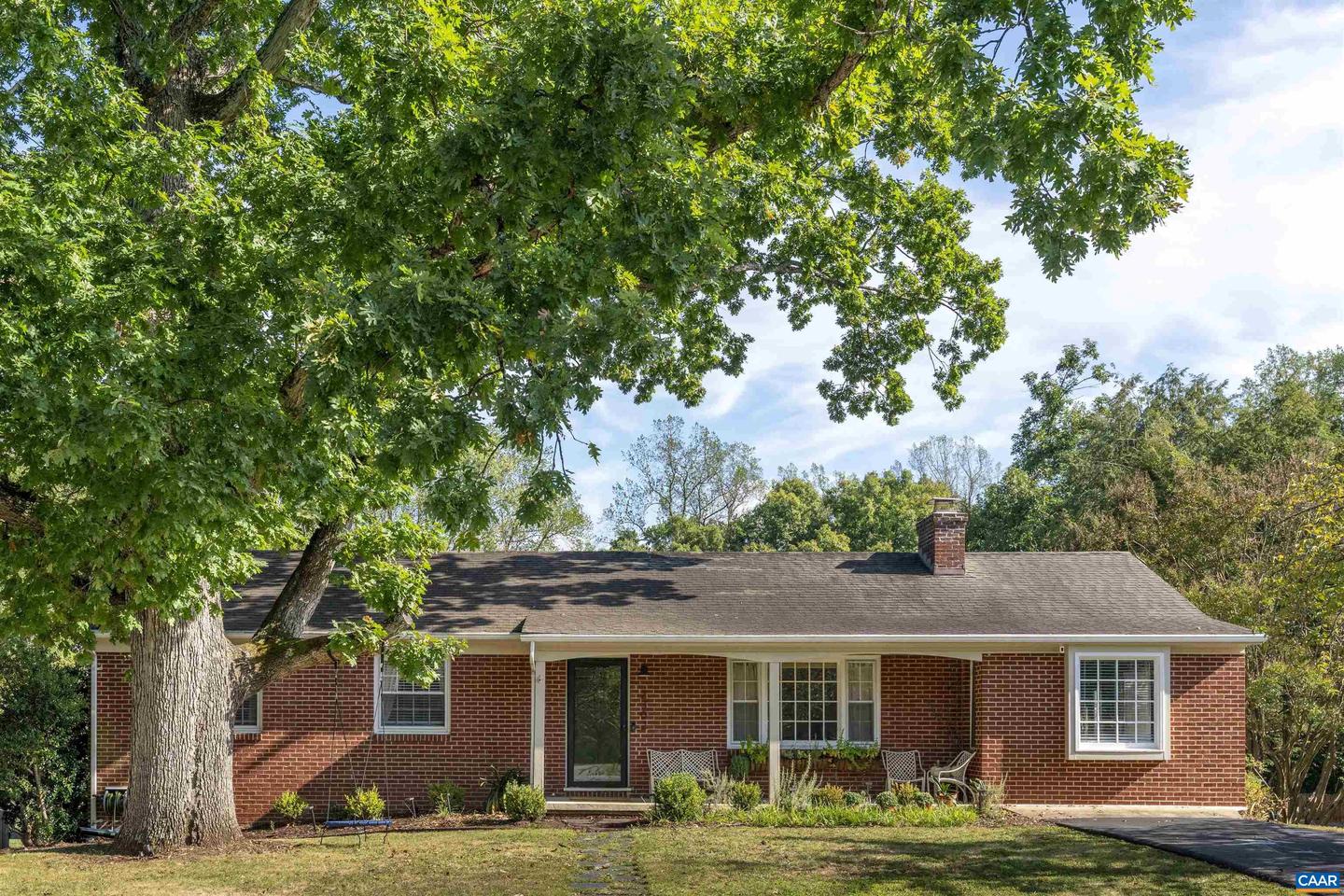 2302 WAKEFIELD RD, CHARLOTTESVILLE, Virginia 22901, 4 Bedrooms Bedrooms, ,3 BathroomsBathrooms,Residential,For sale,2302 WAKEFIELD RD,669647 MLS # 669647