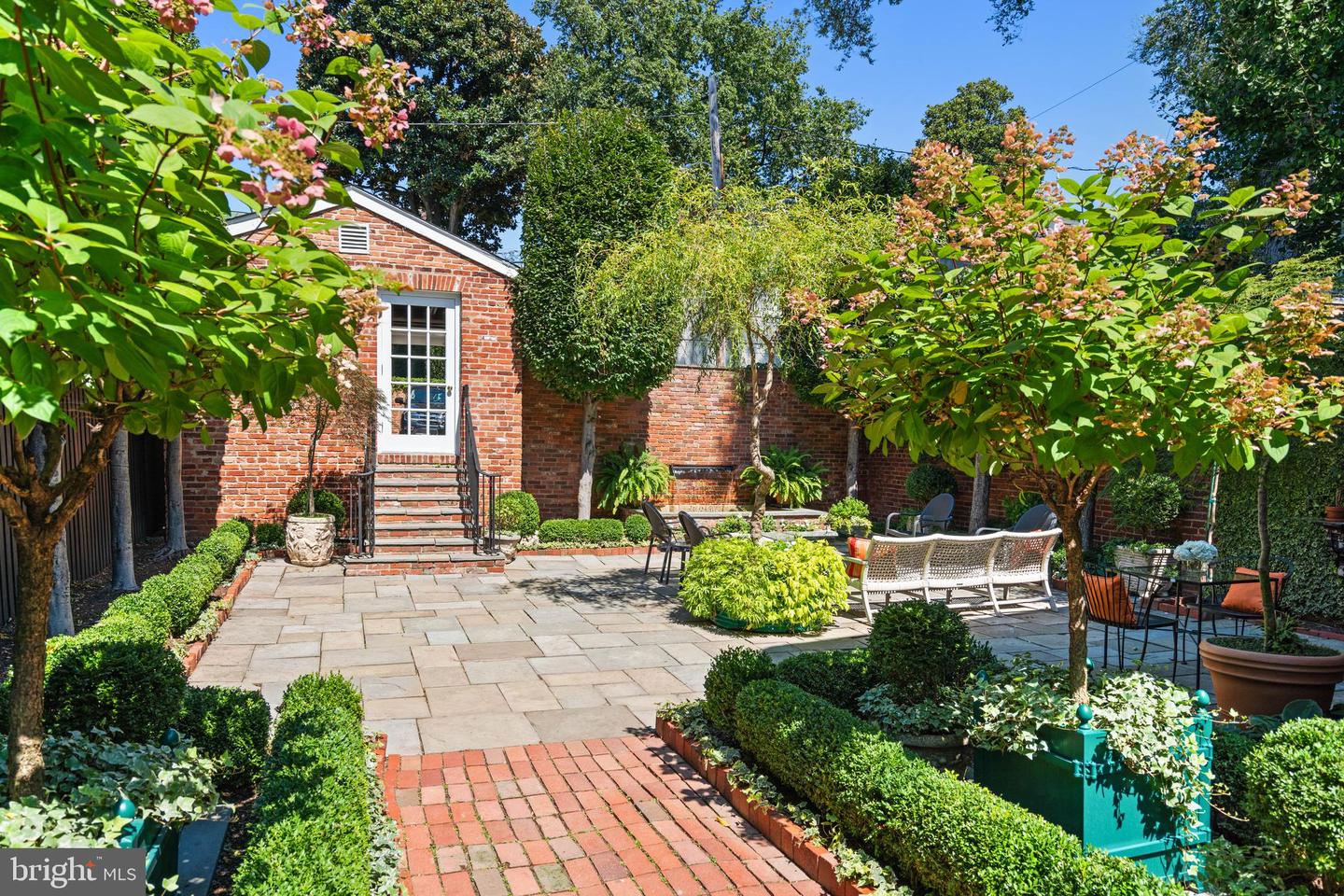 3307 N ST NW, WASHINGTON, District Of Columbia 20007, 5 Bedrooms Bedrooms, ,5 BathroomsBathrooms,Residential,For sale,3307 N ST NW,DCDC2225556 MLS # DCDC2225556