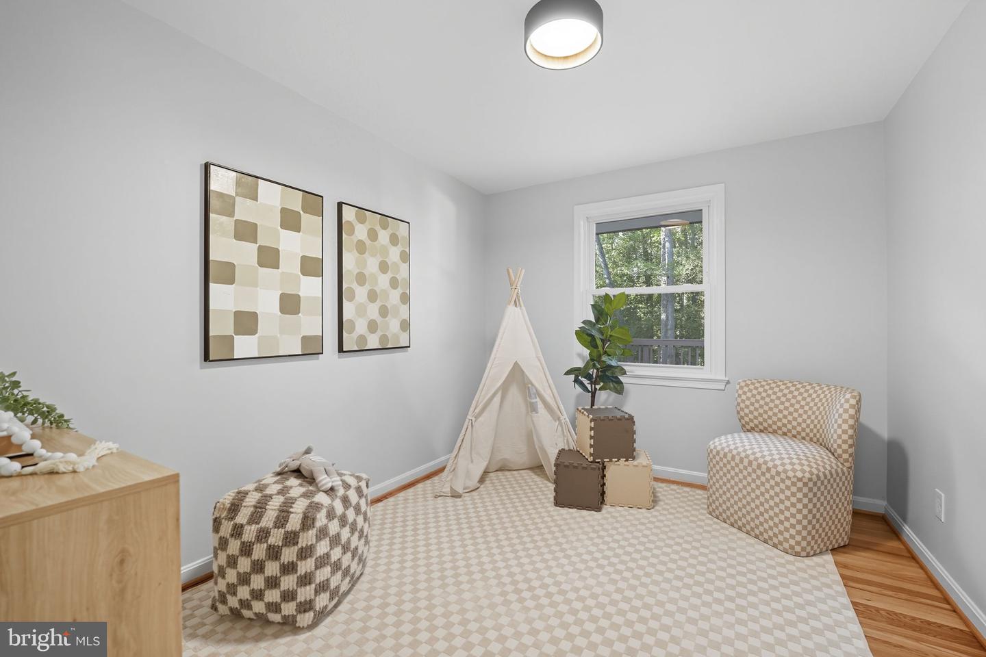 4512 SLEAFORD RD, ANNANDALE, Virginia 22003, 5 Bedrooms Bedrooms, ,3 BathroomsBathrooms,Residential,For sale,4512 SLEAFORD RD,VAFX2272754 MLS # VAFX2272754