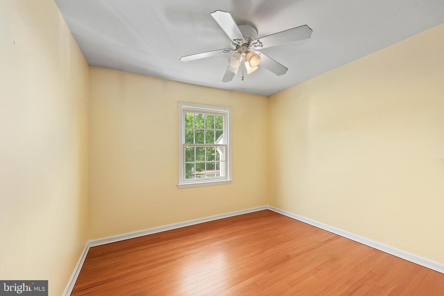 1305 E MAPLE AVE, STERLING, Virginia 20164, 5 Bedrooms Bedrooms, ,3 BathroomsBathrooms,Residential,For sale,1305 E MAPLE AVE,VALO2108286 MLS # VALO2108286