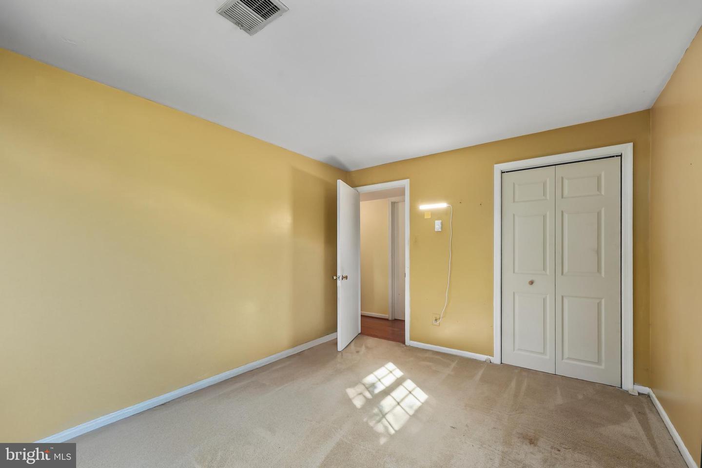 1305 E MAPLE AVE, STERLING, Virginia 20164, 5 Bedrooms Bedrooms, ,3 BathroomsBathrooms,Residential,For sale,1305 E MAPLE AVE,VALO2108286 MLS # VALO2108286