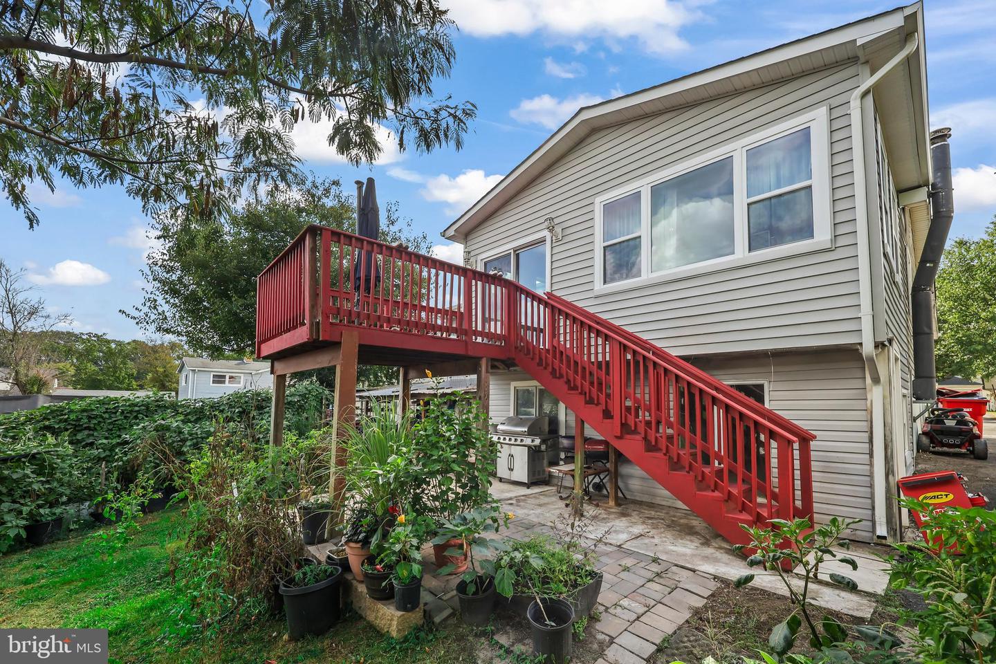 1305 E MAPLE AVE, STERLING, Virginia 20164, 5 Bedrooms Bedrooms, ,3 BathroomsBathrooms,Residential,For sale,1305 E MAPLE AVE,VALO2108286 MLS # VALO2108286