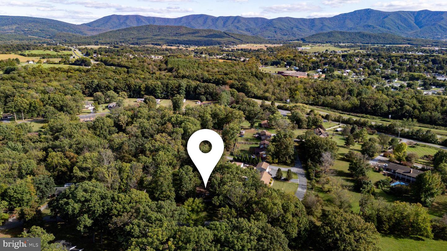 579 CIRCLE VIEW RD, LURAY, Virginia 22835, 3 Bedrooms Bedrooms, ,3 BathroomsBathrooms,Residential,For sale,579 CIRCLE VIEW RD,VAPA2005450 MLS # VAPA2005450