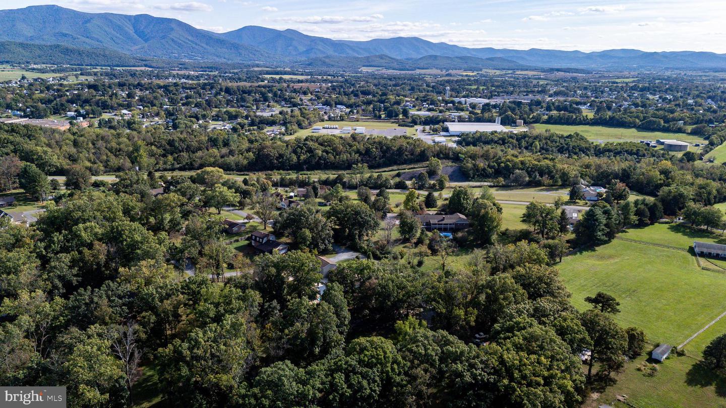 579 CIRCLE VIEW RD, LURAY, Virginia 22835, 3 Bedrooms Bedrooms, ,3 BathroomsBathrooms,Residential,For sale,579 CIRCLE VIEW RD,VAPA2005450 MLS # VAPA2005450