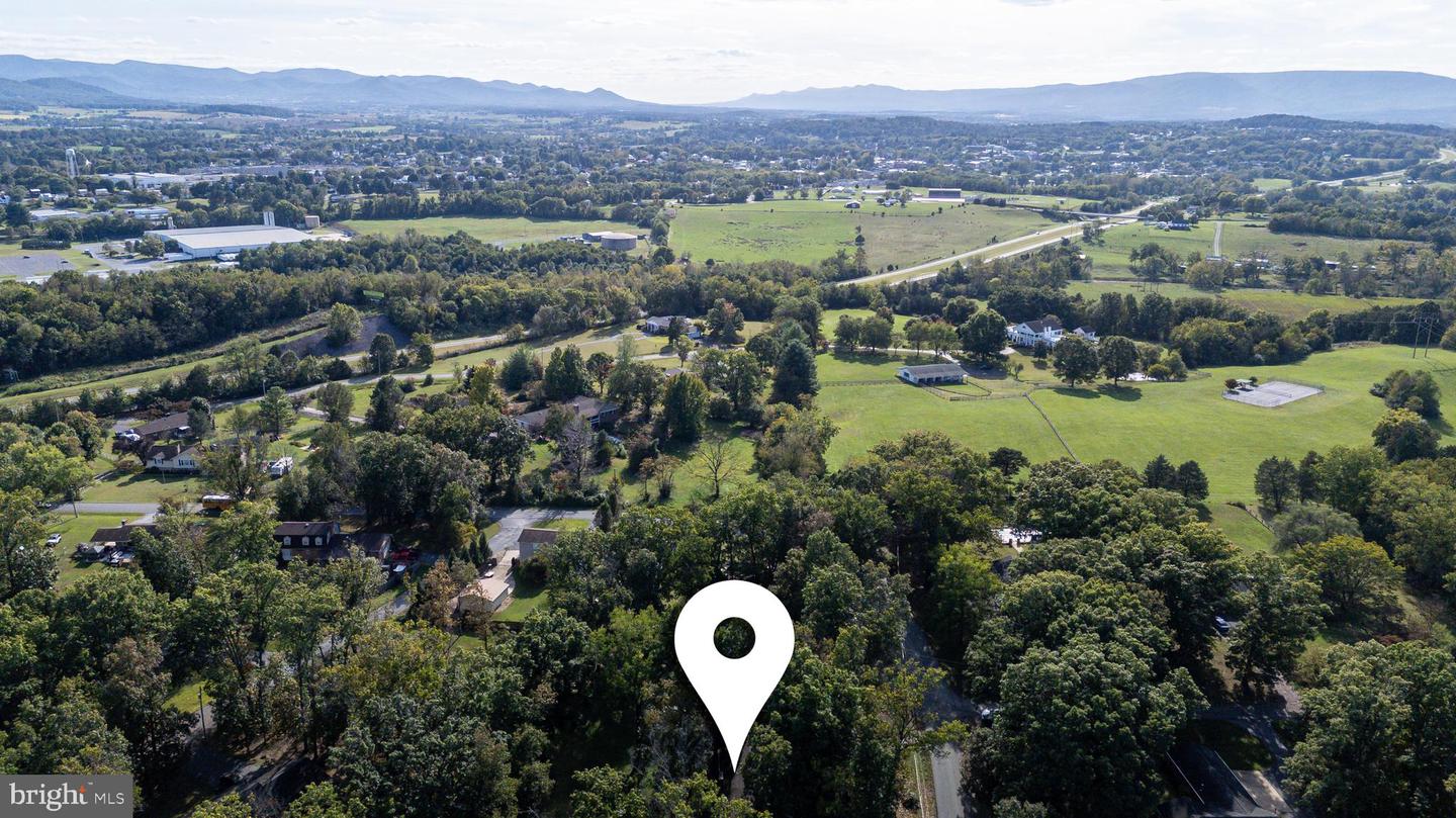 579 CIRCLE VIEW RD, LURAY, Virginia 22835, 3 Bedrooms Bedrooms, ,3 BathroomsBathrooms,Residential,For sale,579 CIRCLE VIEW RD,VAPA2005450 MLS # VAPA2005450
