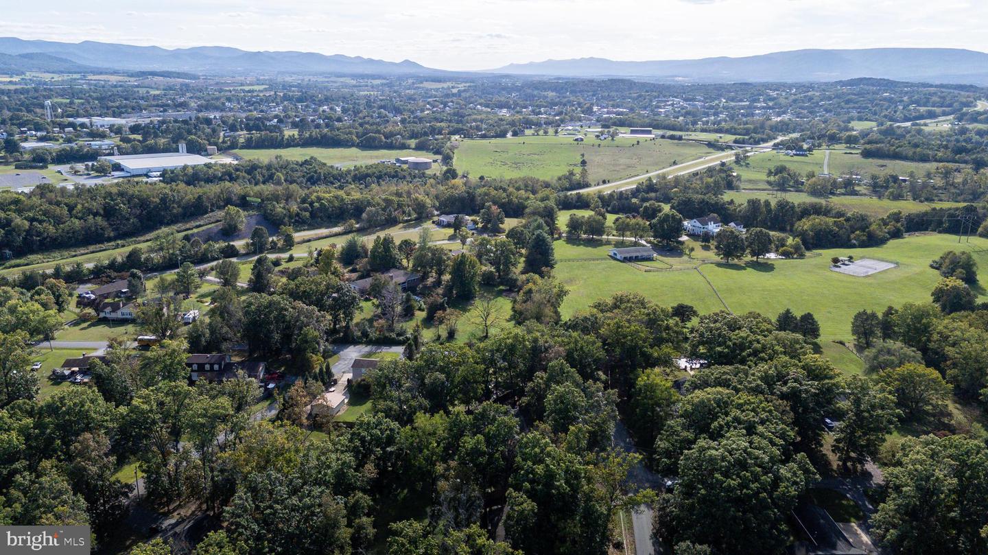 579 CIRCLE VIEW RD, LURAY, Virginia 22835, 3 Bedrooms Bedrooms, ,3 BathroomsBathrooms,Residential,For sale,579 CIRCLE VIEW RD,VAPA2005450 MLS # VAPA2005450