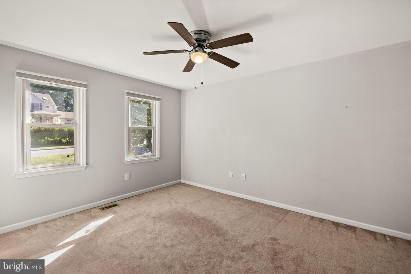 15978 COVE LN, DUMFRIES, Virginia 22025, 4 Bedrooms Bedrooms, ,3 BathroomsBathrooms,Residential,For sale,15978 COVE LN,VAPW2105374 MLS # VAPW2105374 15978 COVE LN, DUMFRIES, Virginia 22025, 4 Bedrooms Bedrooms, ,3 BathroomsBathrooms,Residential,For sale,15978 COVE LN,VAPW2105374 MLS # VAPW2105374