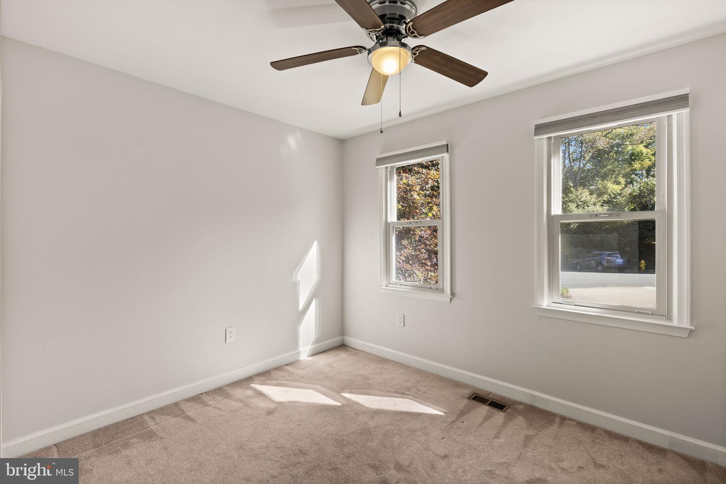 15978 COVE LN, DUMFRIES, Virginia 22025, 4 Bedrooms Bedrooms, ,3 BathroomsBathrooms,Residential,For sale,15978 COVE LN,VAPW2105374 MLS # VAPW2105374 15978 COVE LN, DUMFRIES, Virginia 22025, 4 Bedrooms Bedrooms, ,3 BathroomsBathrooms,Residential,For sale,15978 COVE LN,VAPW2105374 MLS # VAPW2105374