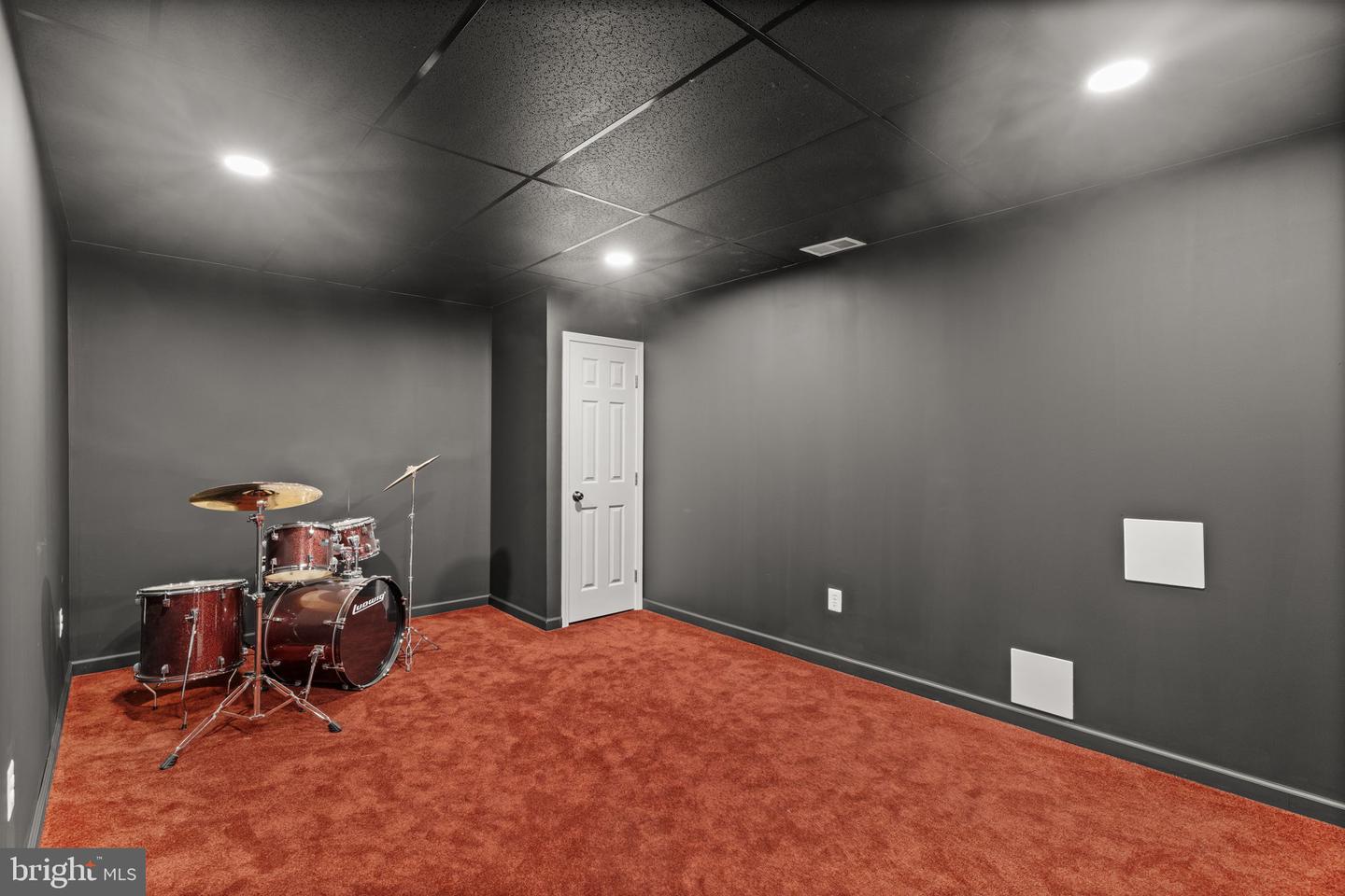 15978 COVE LN, DUMFRIES, Virginia 22025, 4 Bedrooms Bedrooms, ,3 BathroomsBathrooms,Residential,For sale,15978 COVE LN,VAPW2105374 MLS # VAPW2105374 15978 COVE LN, DUMFRIES, Virginia 22025, 4 Bedrooms Bedrooms, ,3 BathroomsBathrooms,Residential,For sale,15978 COVE LN,VAPW2105374 MLS # VAPW2105374