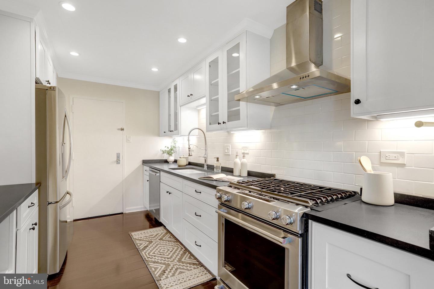 4141 N HENDERSON RD #313, ARLINGTON, Virginia 22203, 1 Bedroom Bedrooms, ,1 BathroomBathrooms,Residential,For sale,4141 N HENDERSON RD #313,VAAR2064534 MLS # VAAR2064534