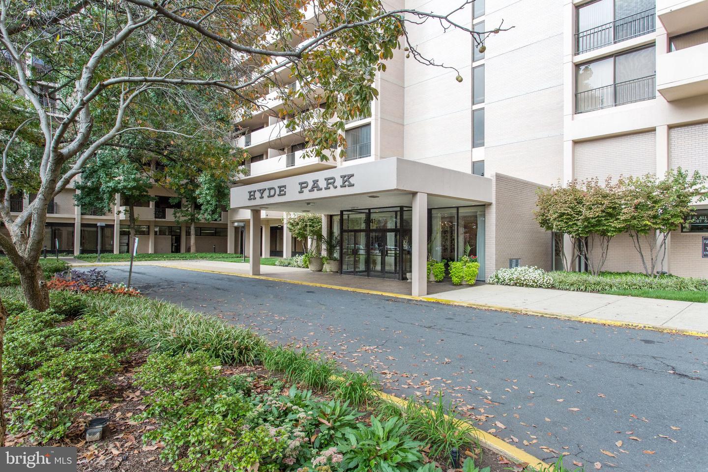 4141 N HENDERSON RD #313, ARLINGTON, Virginia 22203, 1 Bedroom Bedrooms, ,1 BathroomBathrooms,Residential,For sale,4141 N HENDERSON RD #313,VAAR2064534 MLS # VAAR2064534